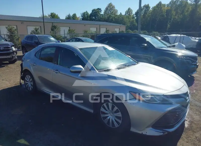 2019 Toyota CAMRY фото