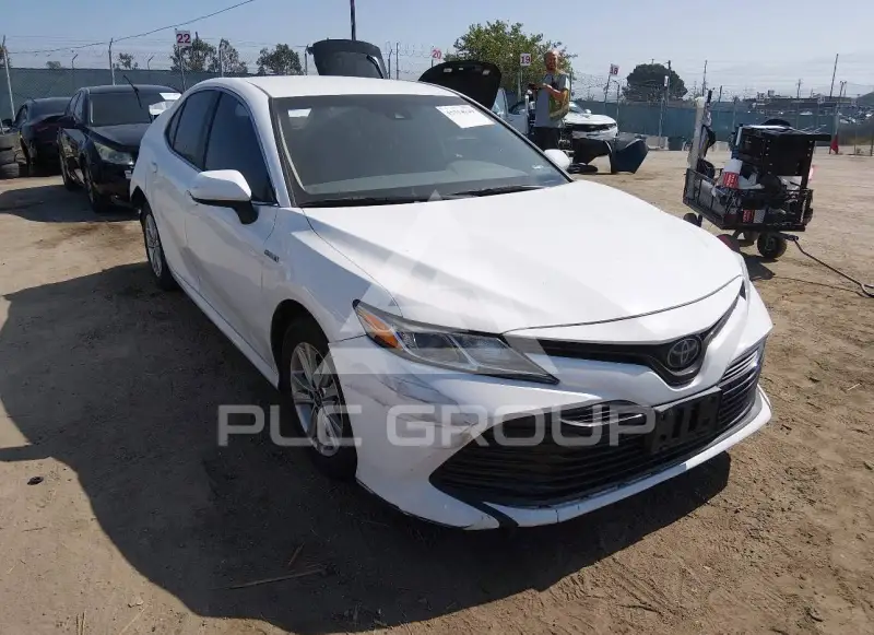 2019 Toyota CAMRY фото
