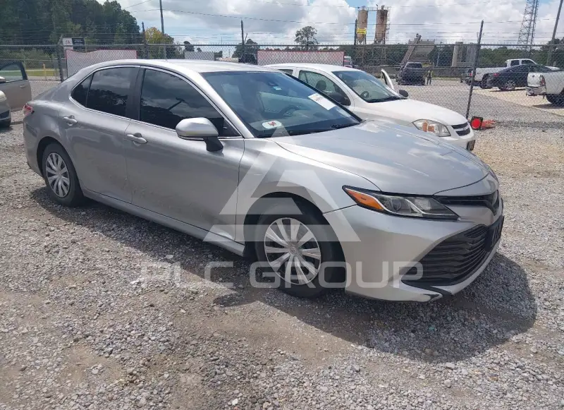 2019 Toyota CAMRY фото
