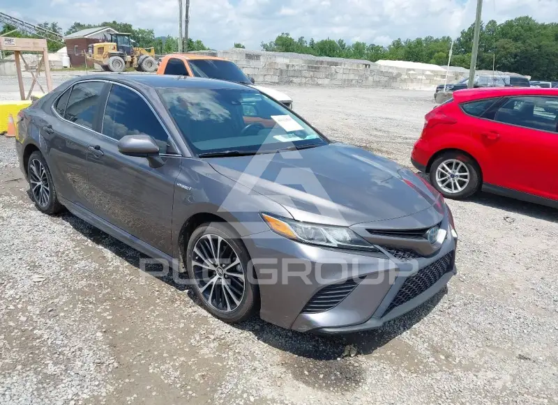 2019 Toyota CAMRY фото