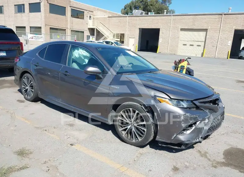2019 Toyota CAMRY фото