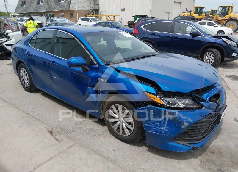 2019 Toyota CAMRY фото
