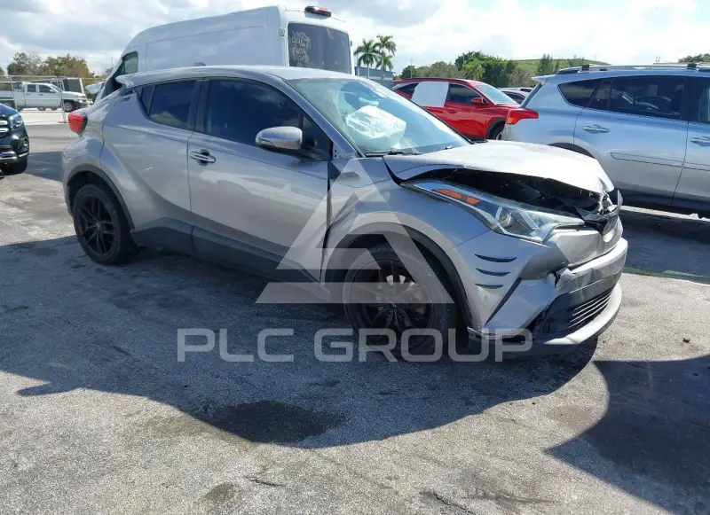 2019 Toyota C-HR photo