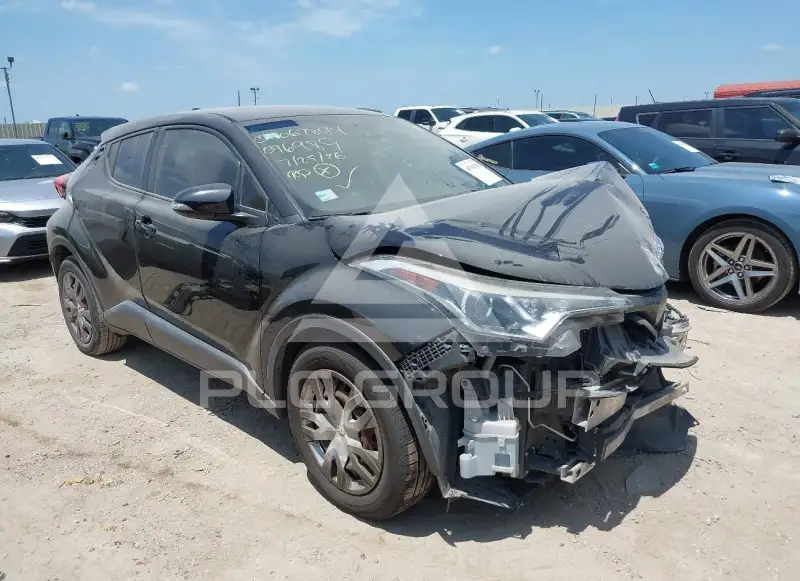 2019 Toyota C-HR photo