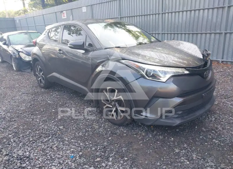 2019 Toyota C-HR photo