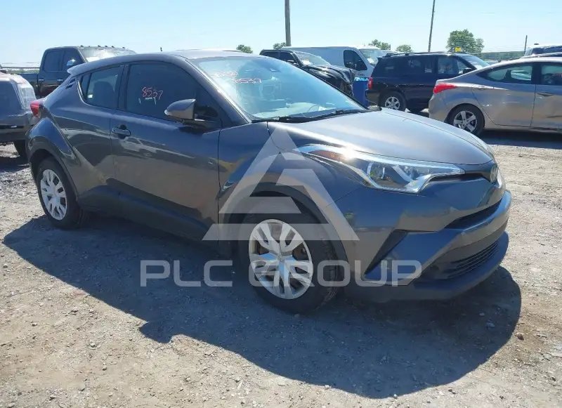 2019 Toyota C-HR photo