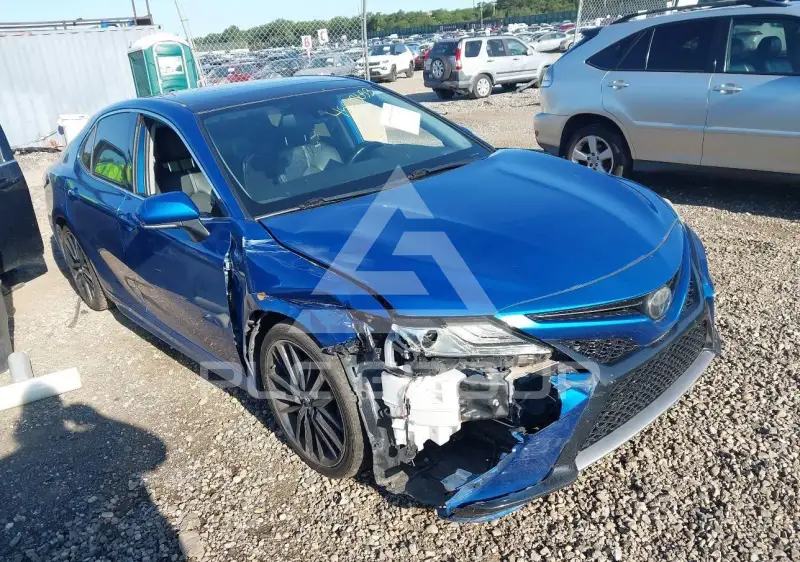 2019 Toyota CAMRY фото