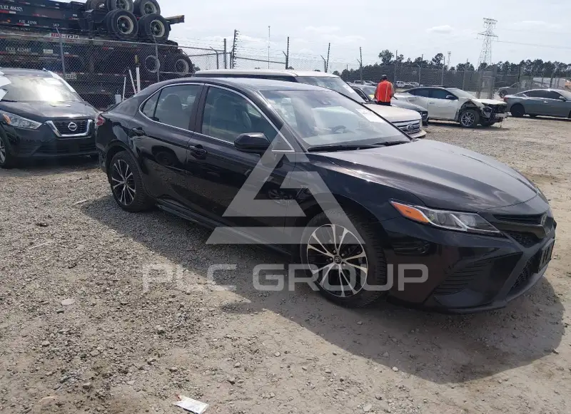 2019 Toyota CAMRY фото