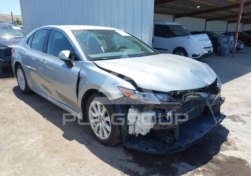 2019 Toyota CAMRY фото