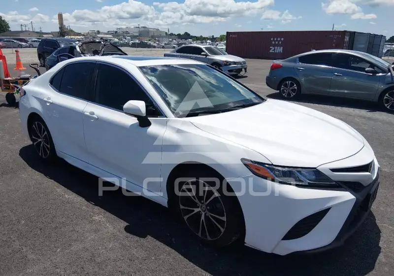 2019 Toyota CAMRY фото