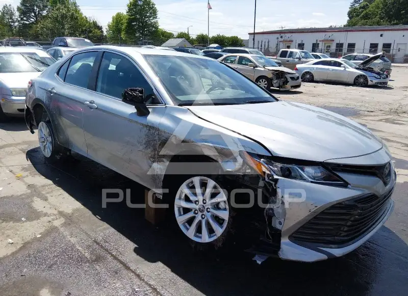 2019 Toyota CAMRY фото