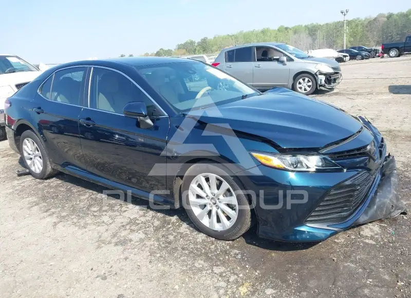 2019 Toyota CAMRY фото