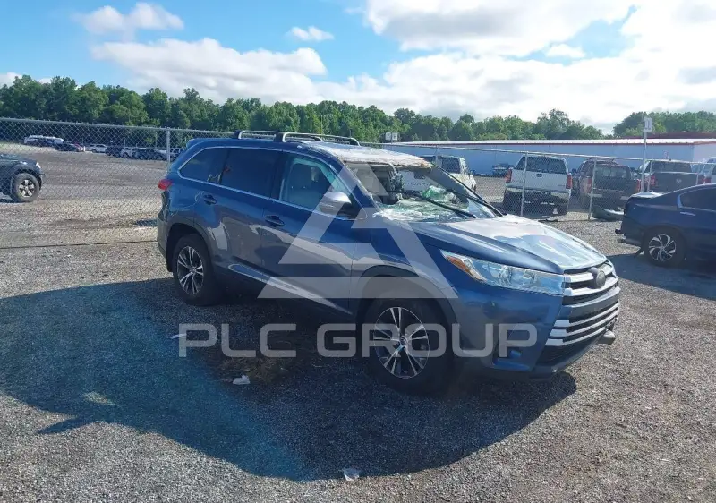 2019 Toyota Highlander фото