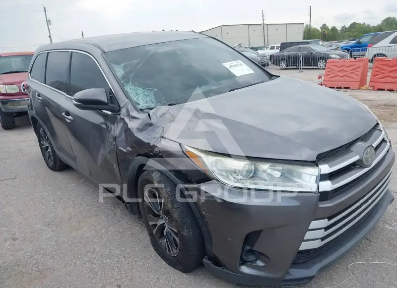 2019 Toyota Highlander фото