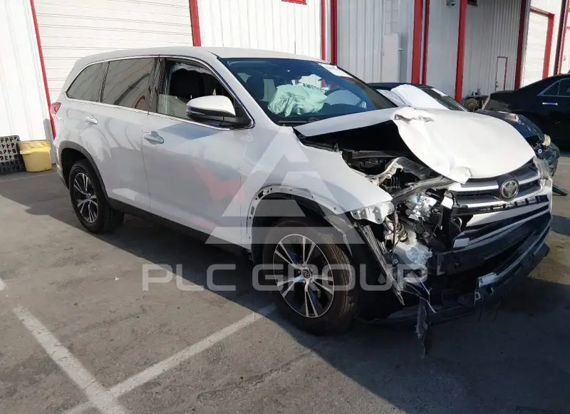 2019 Toyota Highlander фото
