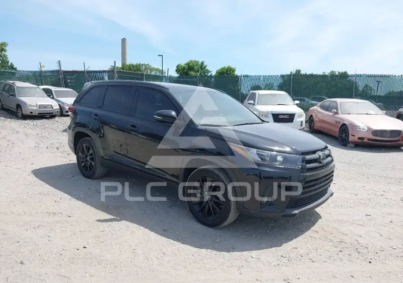 2019 Toyota Highlander фото