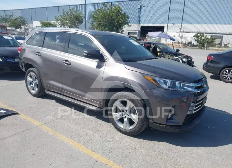2019 Toyota Highlander фото