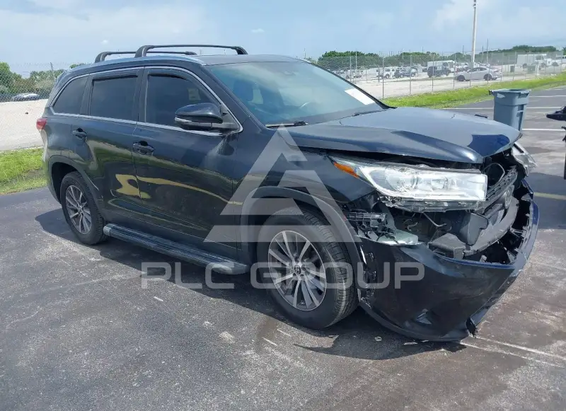 2019 Toyota Highlander фото