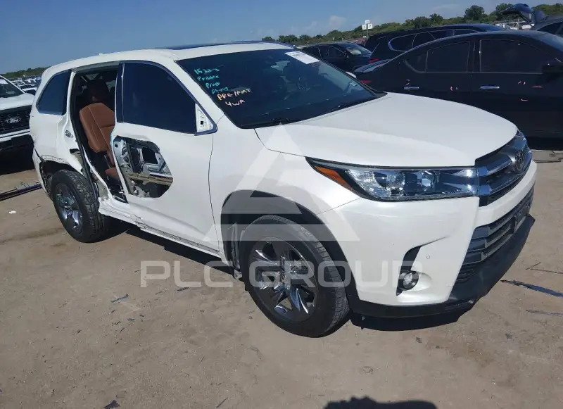 2019 Toyota Highlander фото