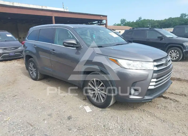 2019 Toyota Highlander фото