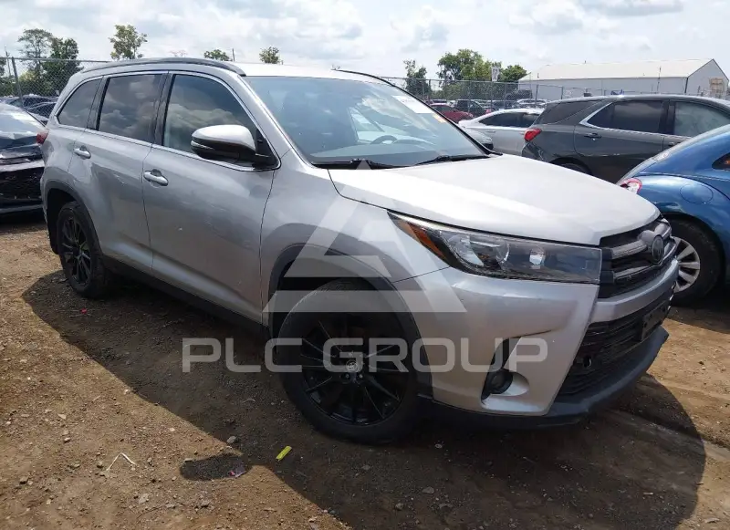 2019 Toyota Highlander фото