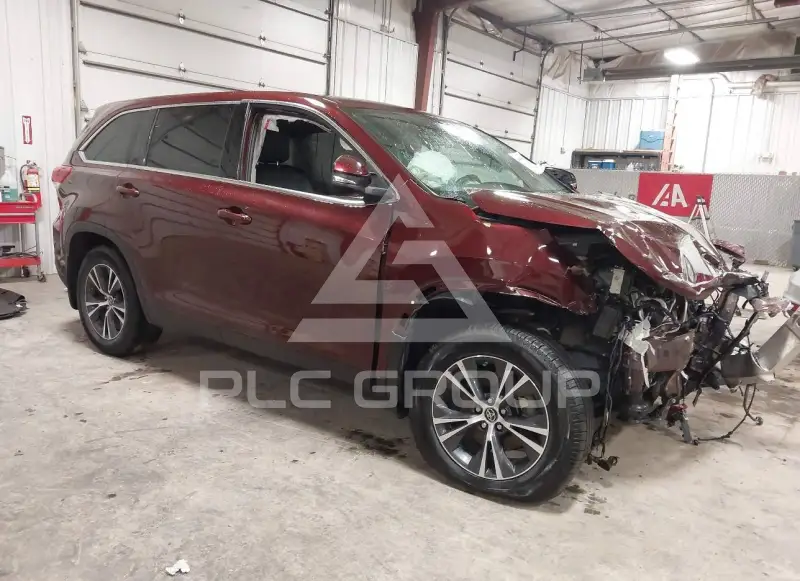2019 Toyota Highlander фото