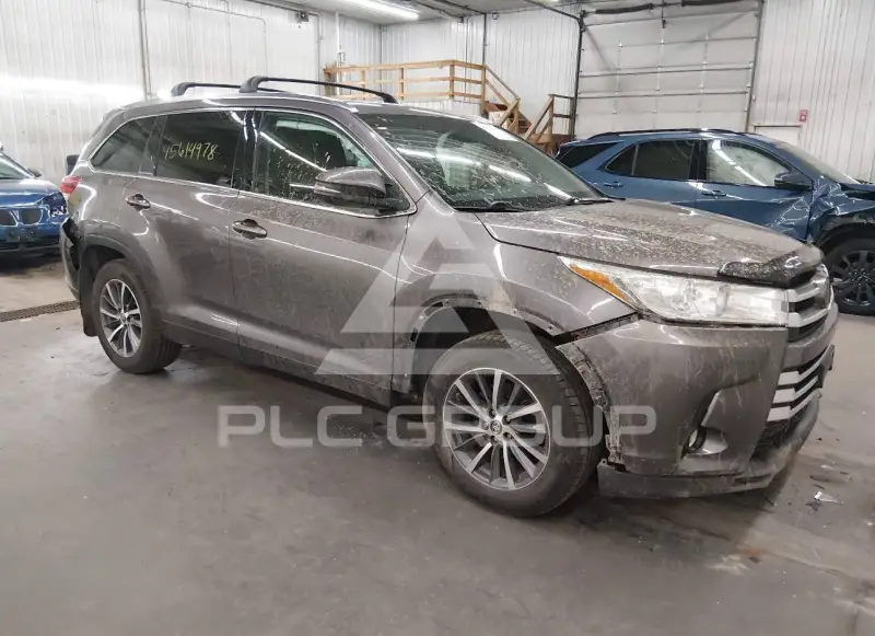 2019 Toyota Highlander фото