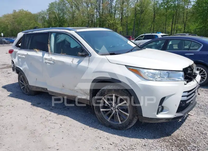 2019 Toyota Highlander фото