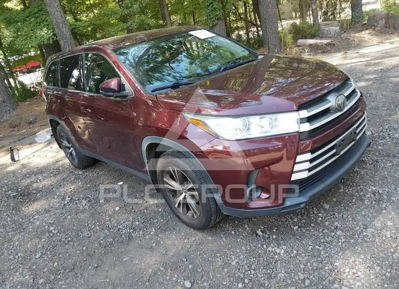 2019 Toyota Highlander photo