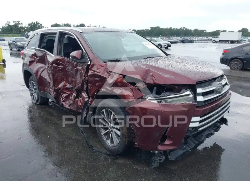 2019 Toyota Highlander фото