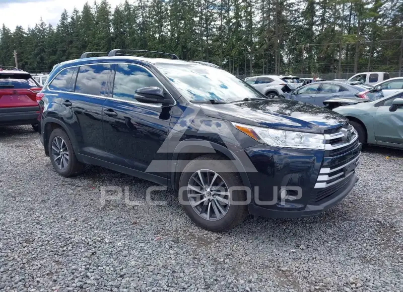2019 Toyota Highlander фото