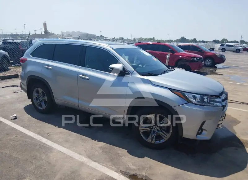 2019 Toyota Highlander фото
