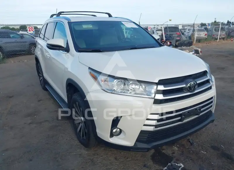 2019 Toyota Highlander фото