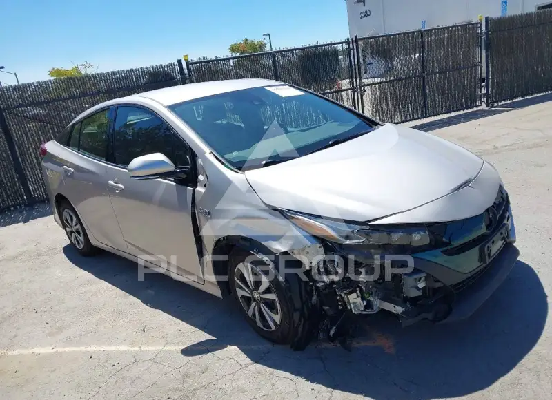 2019 Toyota PRIUS photo