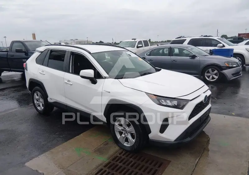 2019 Toyota RAV4 фото
