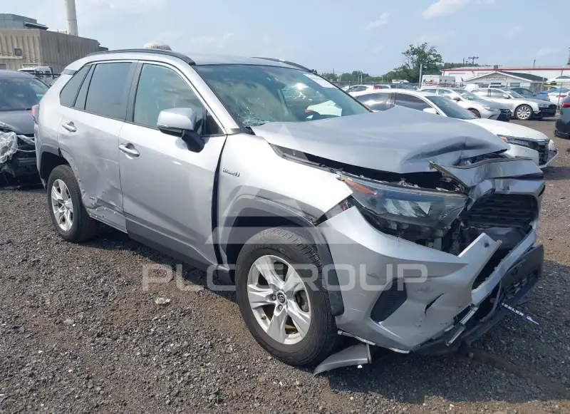 2019 Toyota RAV4 фото