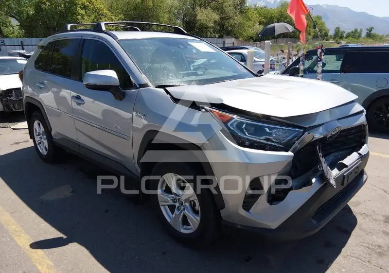 2019 Toyota RAV4 фото