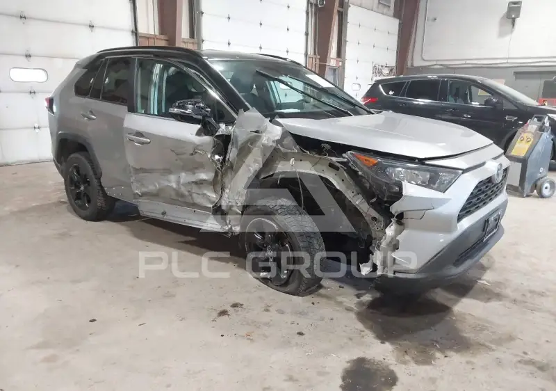 2019 Toyota RAV4 фото