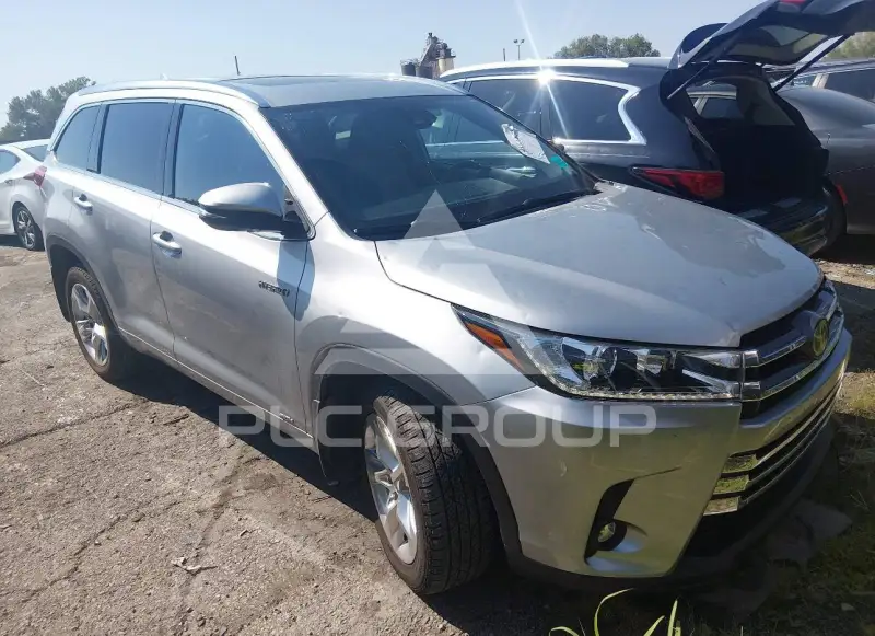 2019 Toyota Highlander фото
