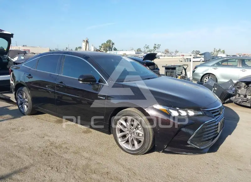 2019 Toyota AVALON фото