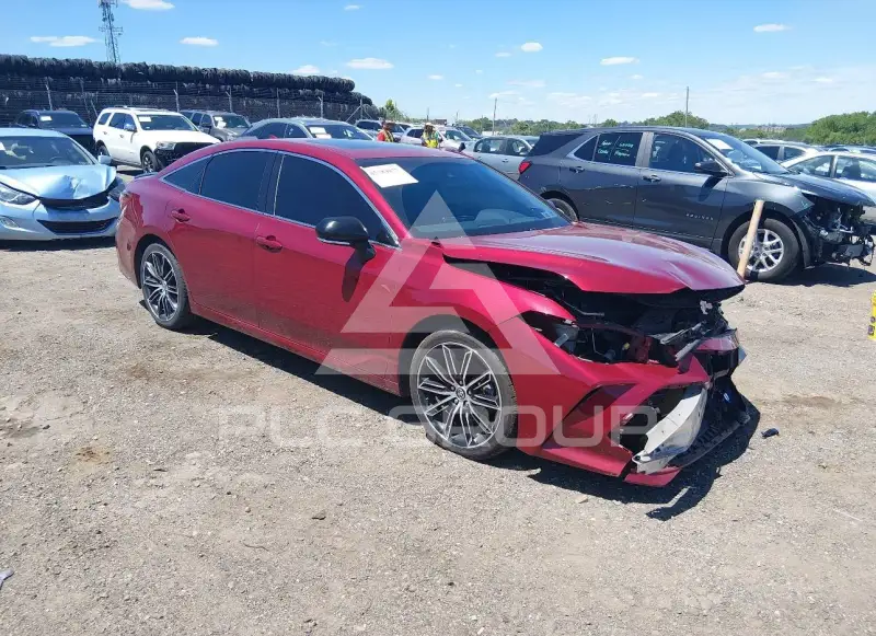 2019 Toyota AVALON фото