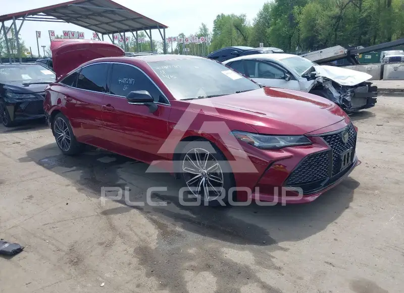 2019 Toyota AVALON фото