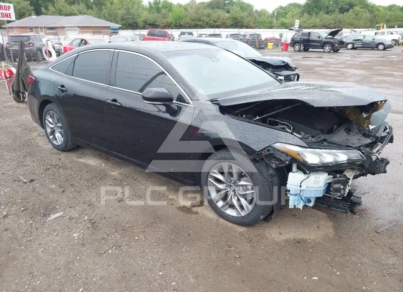 2019 Toyota AVALON фото