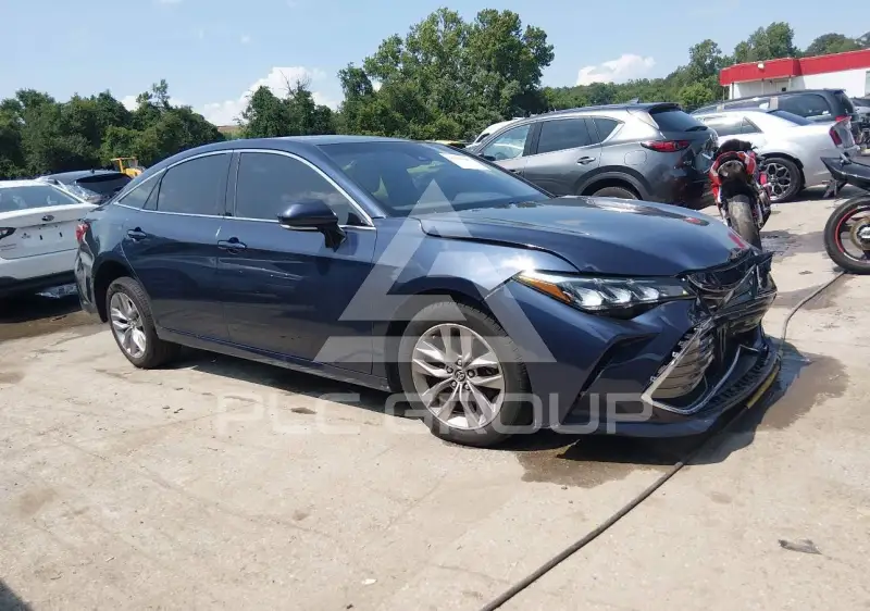 2019 Toyota AVALON фото