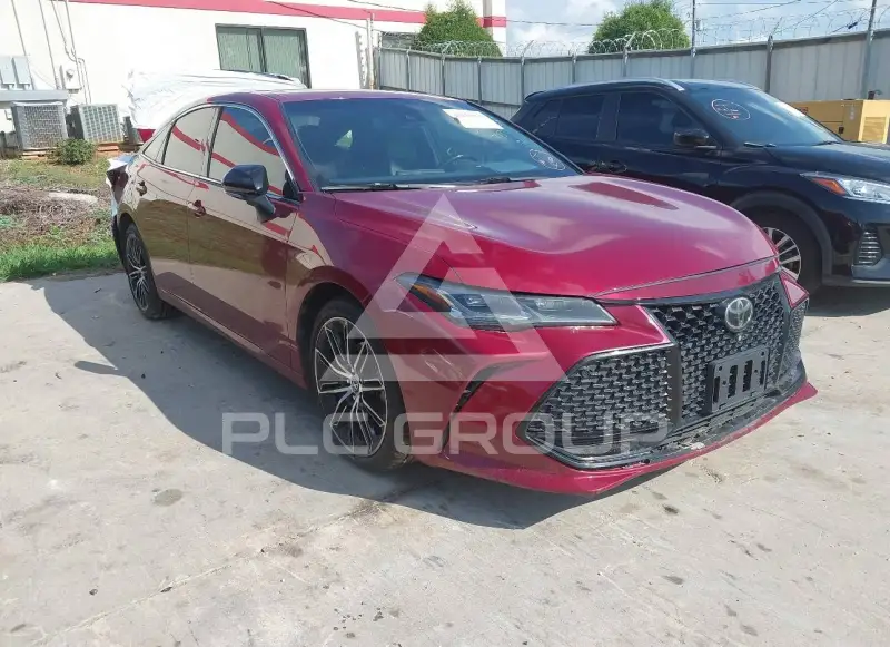 2019 Toyota AVALON фото