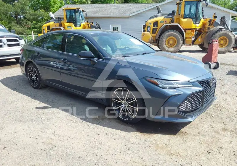 2019 Toyota AVALON photo