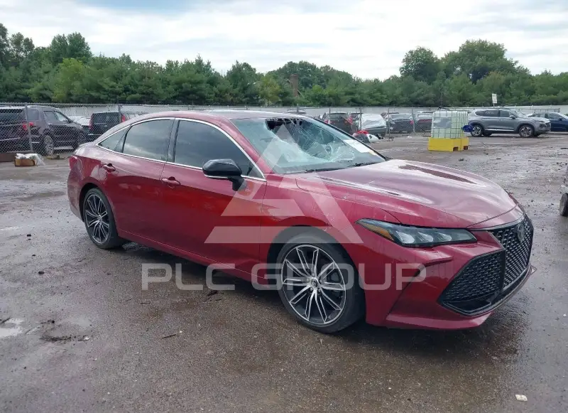 2019 Toyota AVALON фото