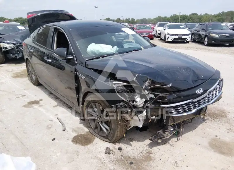 2019 KIA Optima photo