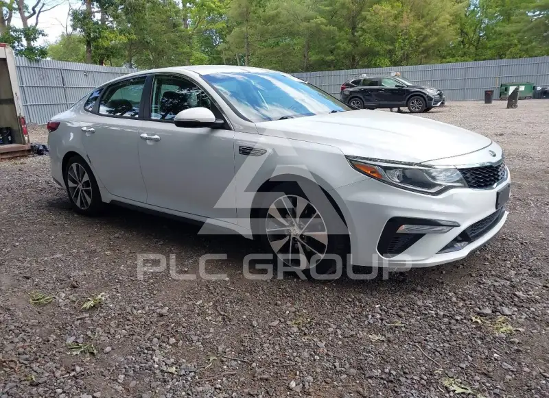 2019 KIA Optima photo