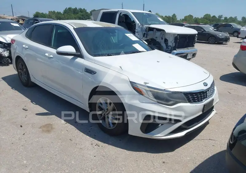 2019 KIA Optima photo
